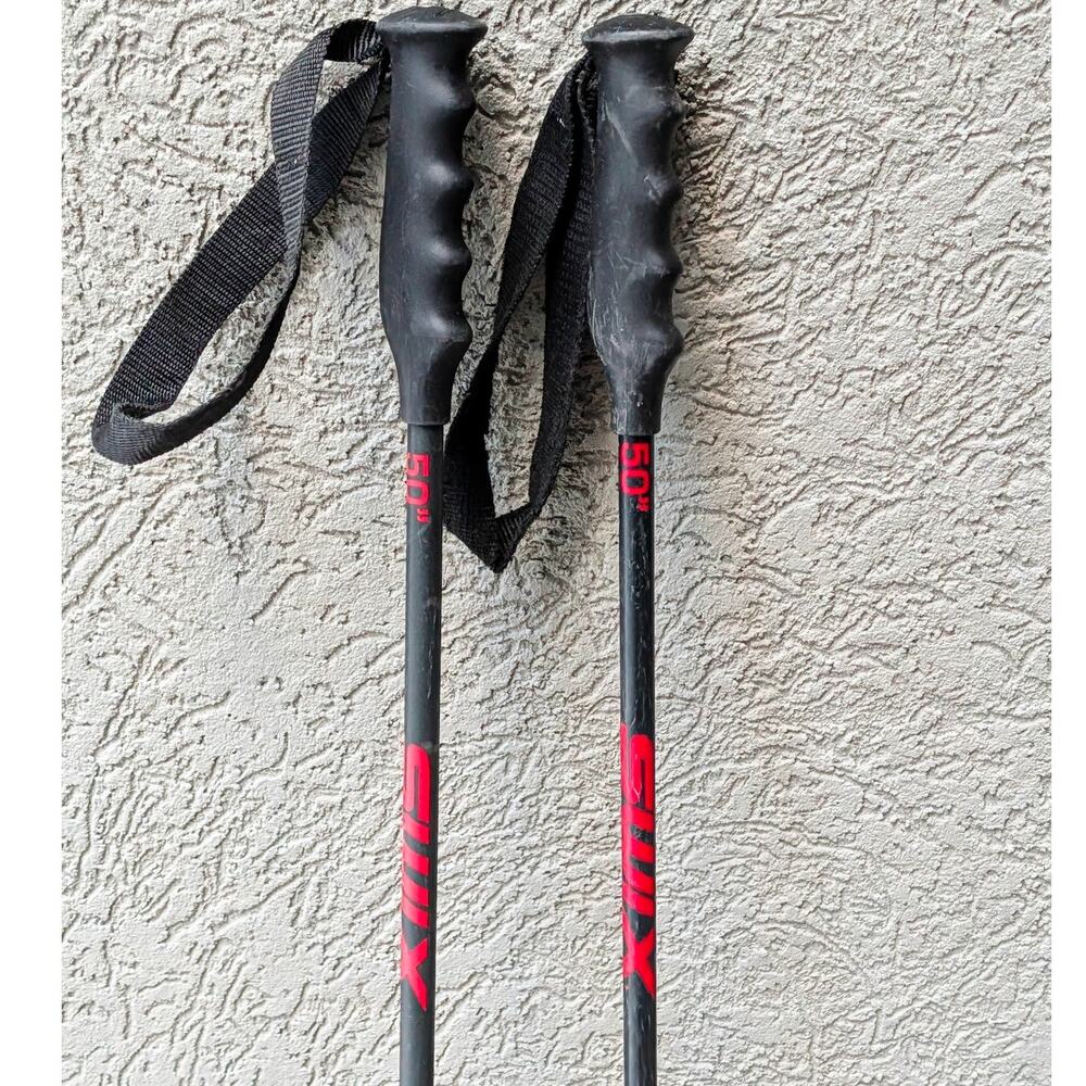 Swix Alpine Ski Poles | 50" (125cm) Black & Red Aluminum